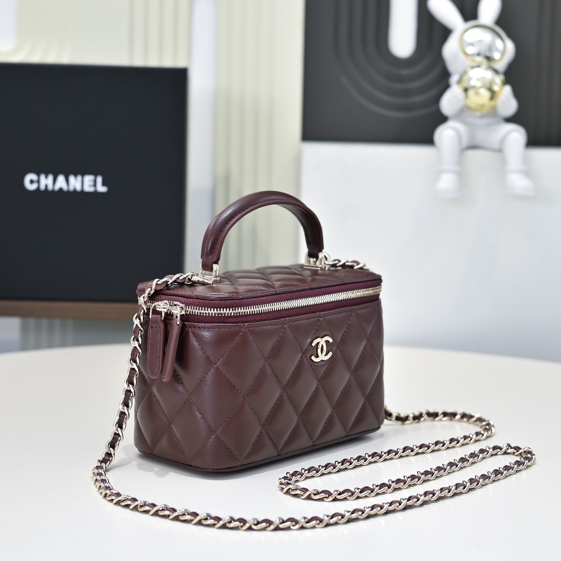 Chanel Style Leather Chain Bag style reference detail image 2 from source 776532