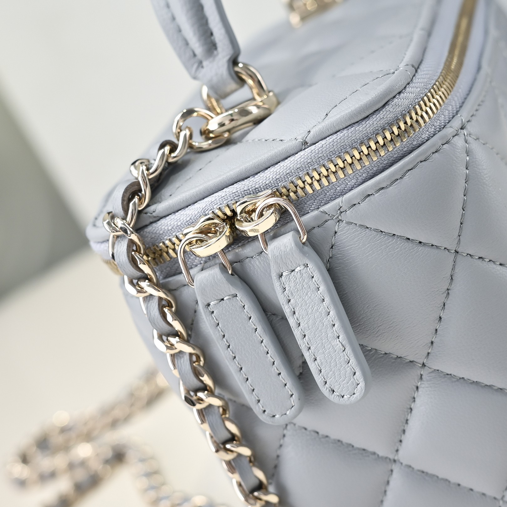 Chanel Style Leather Chain Bag style reference detail image 5 from source 776529
