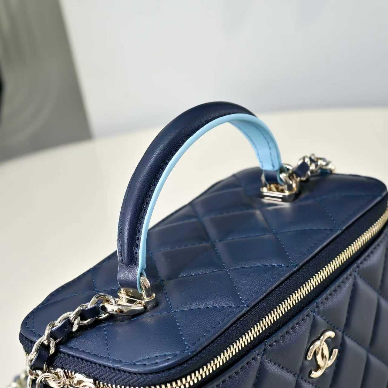 Chanel Style Leather Chain Bag style reference detail image 6 from source 776531