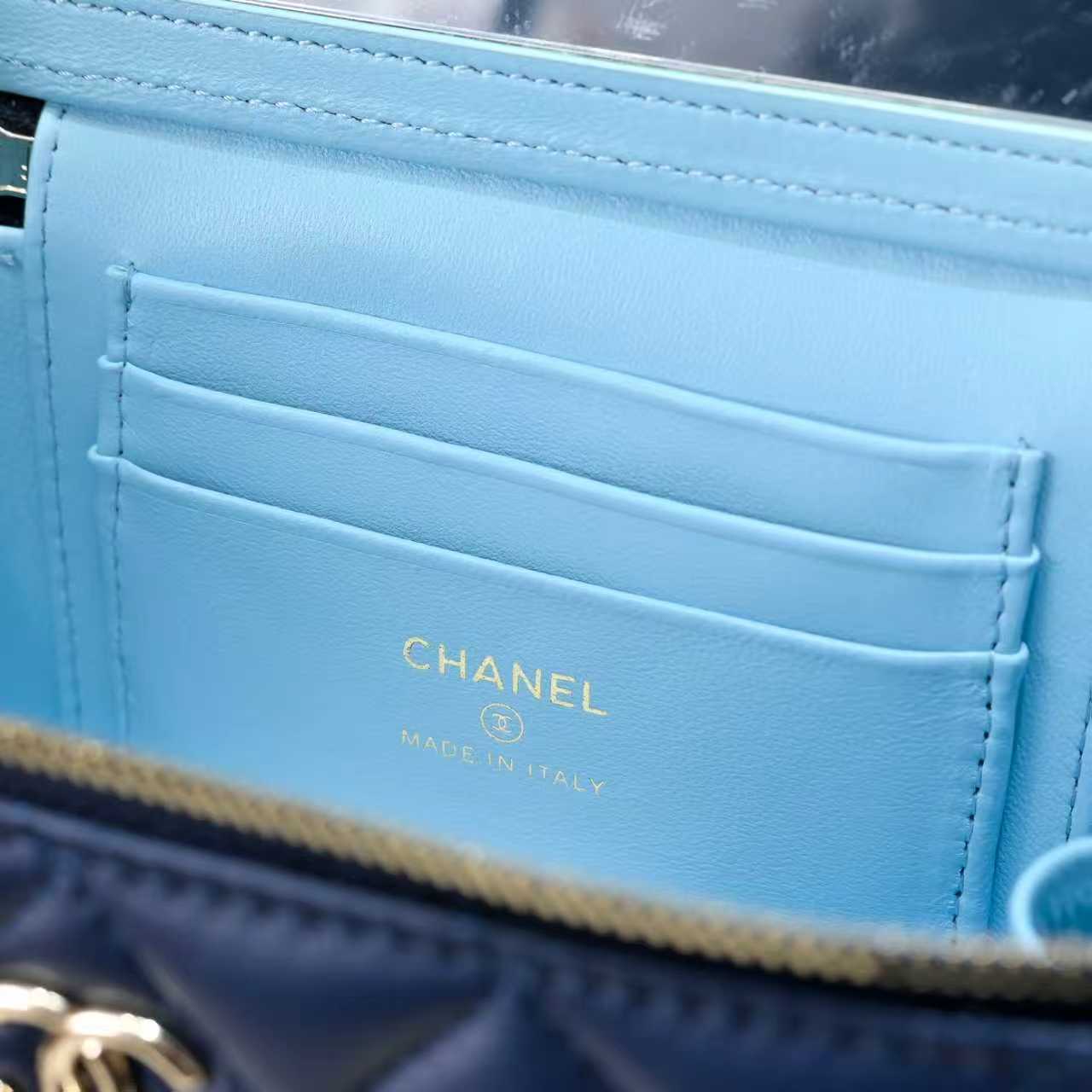 Chanel Style Leather Chain Bag style reference detail image 8 from source 776531