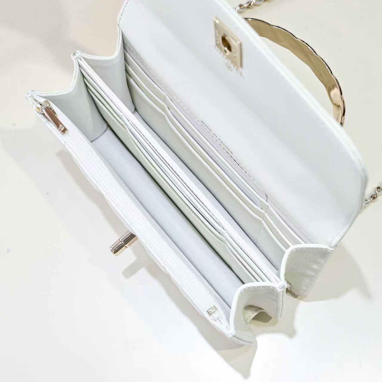 Miniatura 8