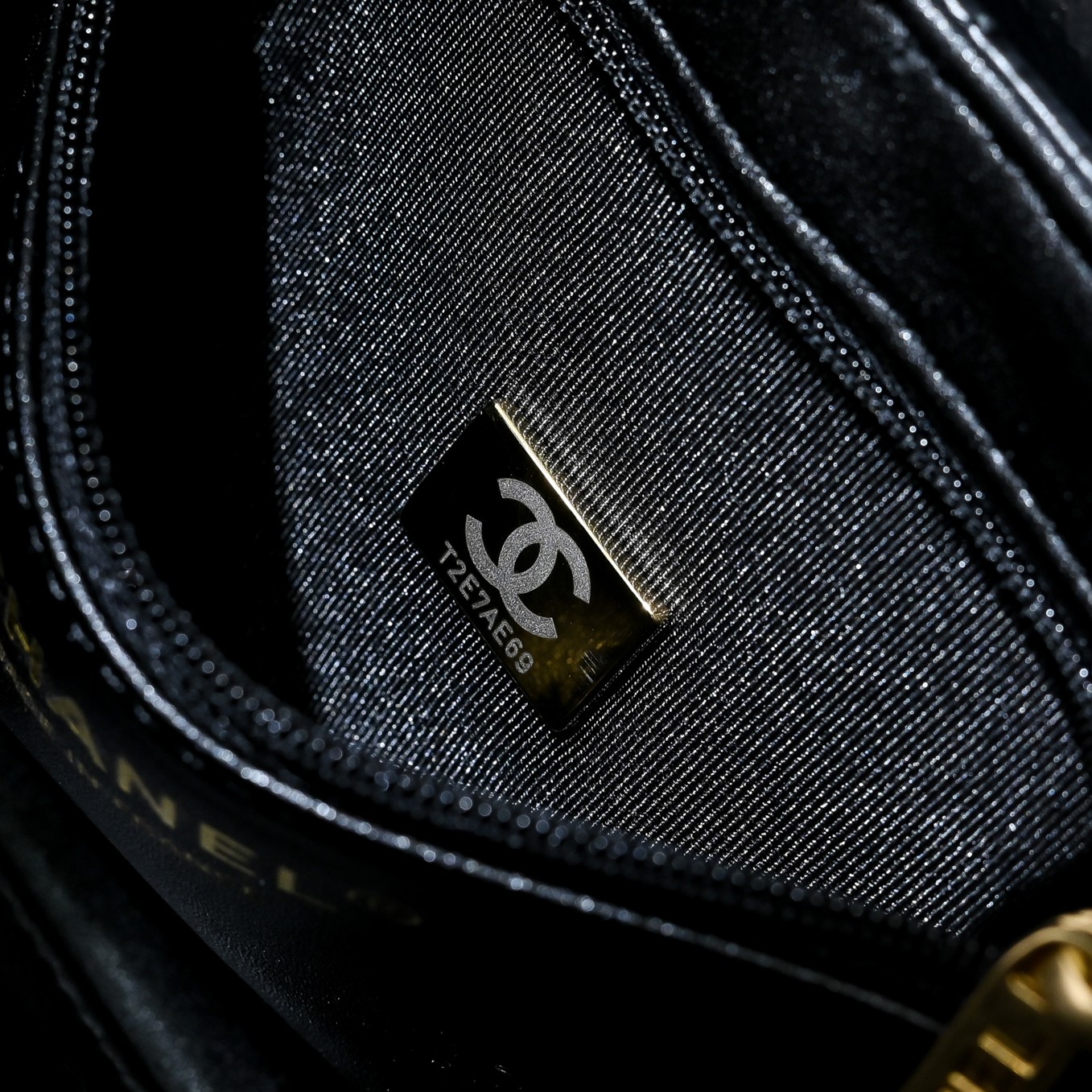 Chanel Style Wallet Bags detail image 8 from source 776497