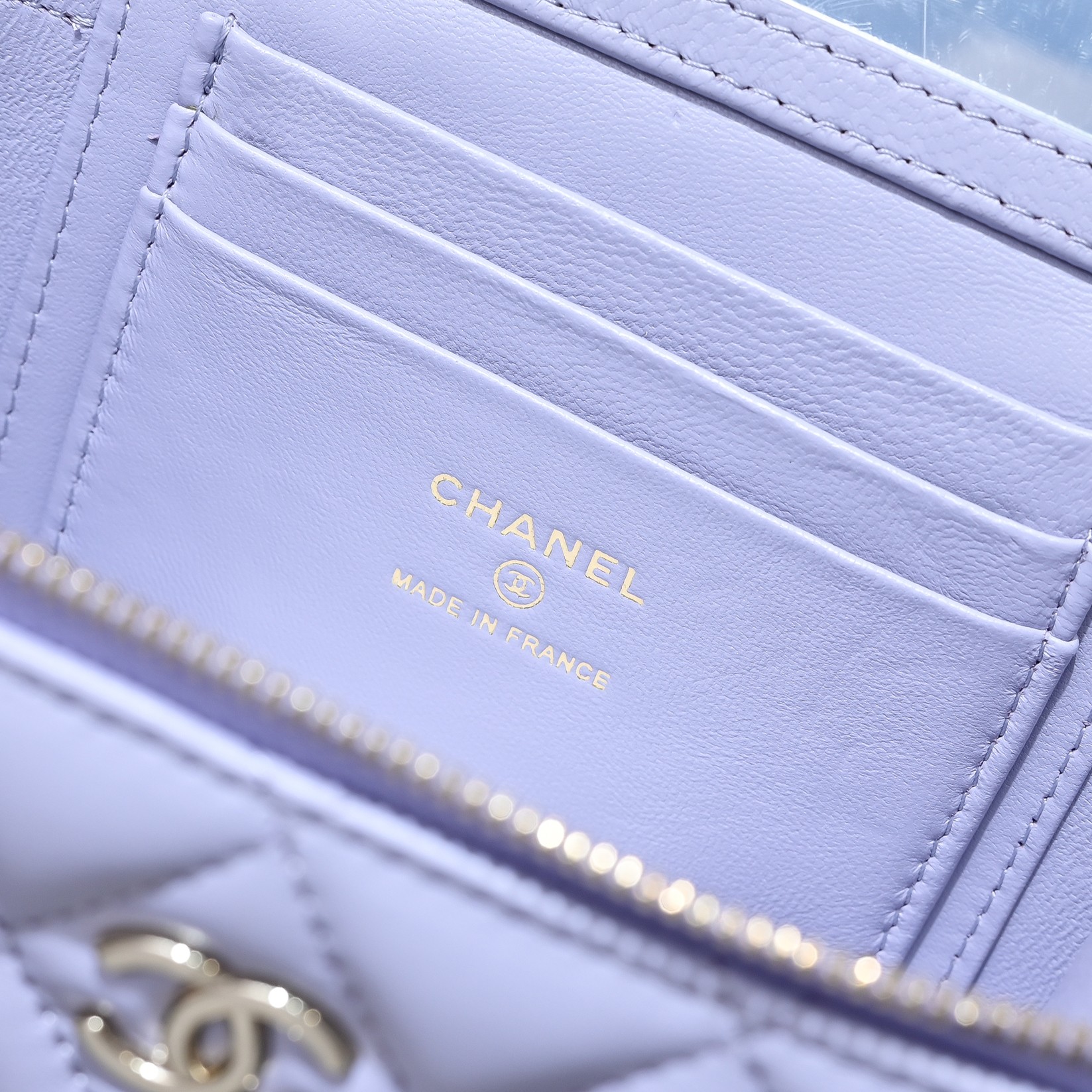 Chanel Style Leather Chain Bag style reference detail image 8 from source 776540