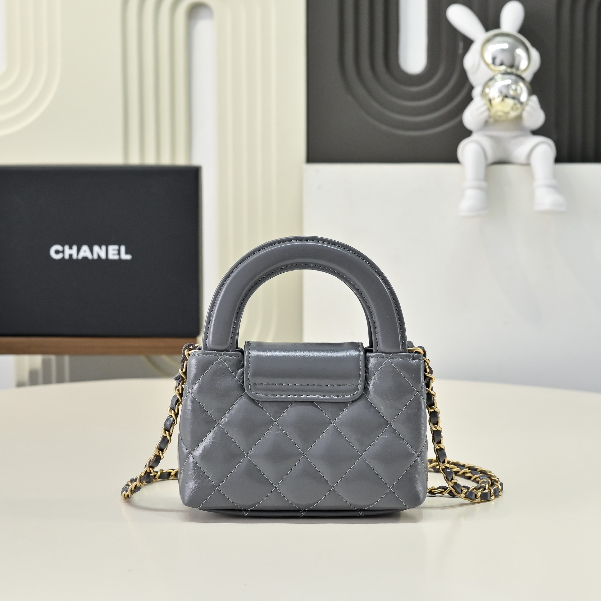 Chanel Style Grey Leather Top Handle Bag Lookbook Reference image 1