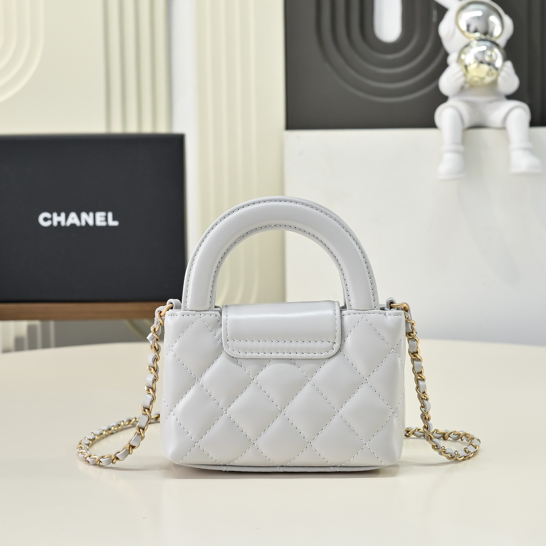 Chanel Style Grey Leather Top Handle Bag Lookbook Reference image 1