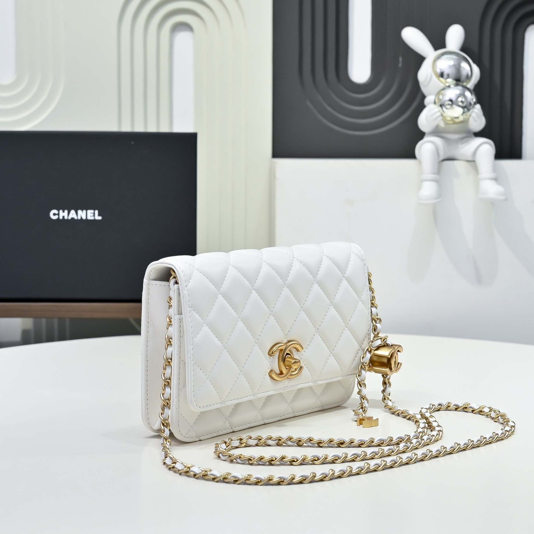 Chanel Style Leather Chain Bag style reference detail image 3 from source 776515