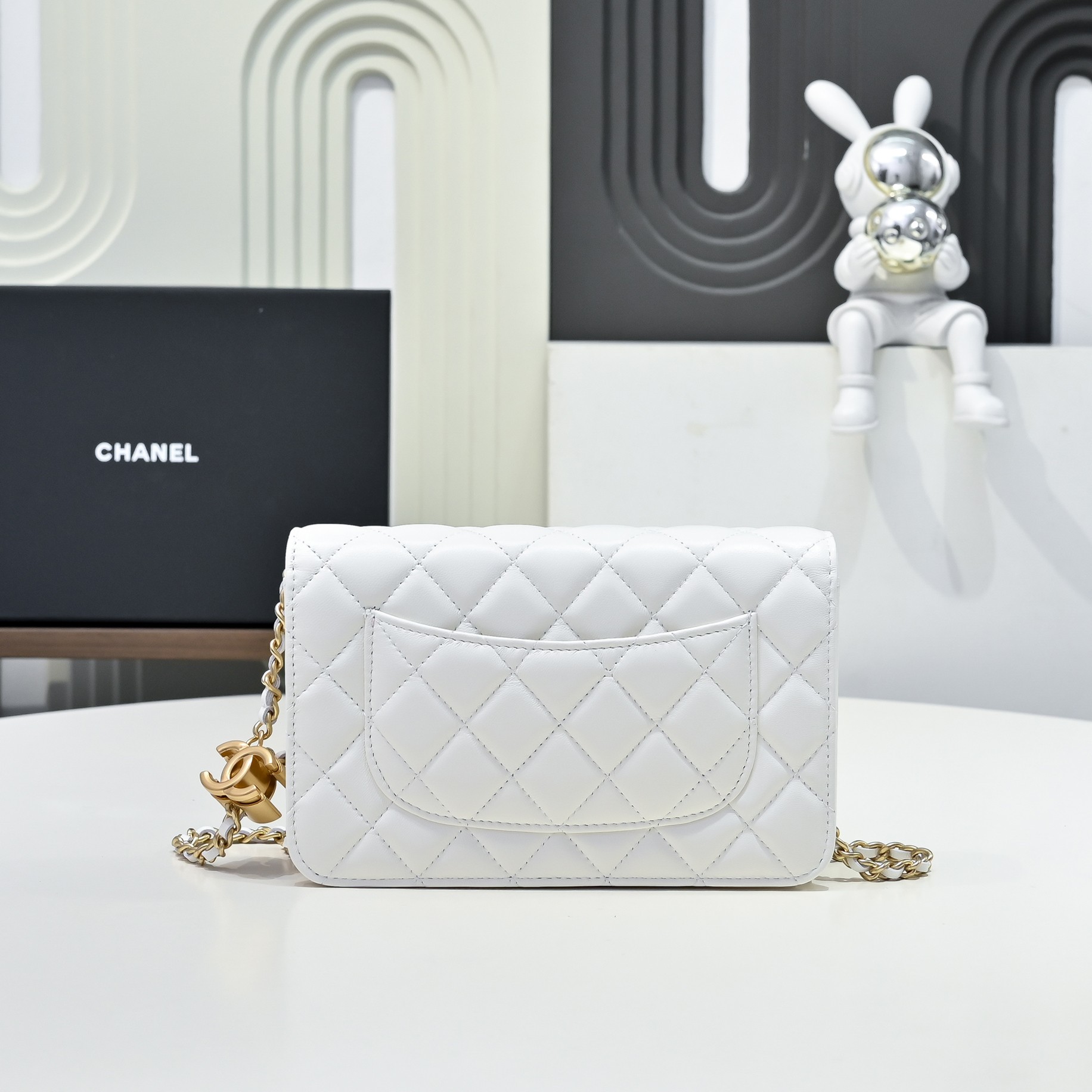 Chanel Style Leather Chain Bag style reference detail image 2 from source 776515