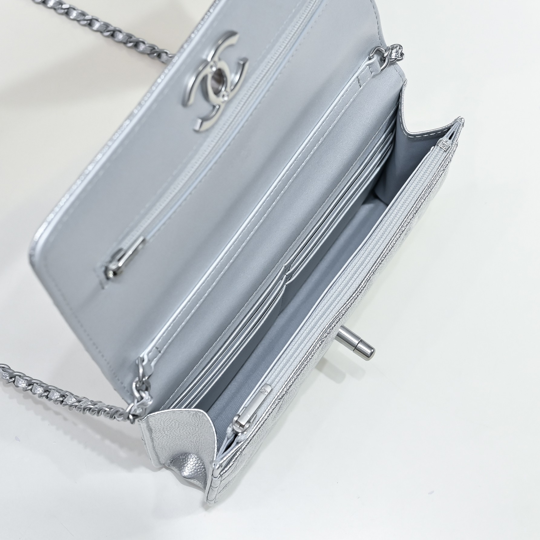 Chanel Style Leather Chain Bag style reference detail image 7 from source 776514