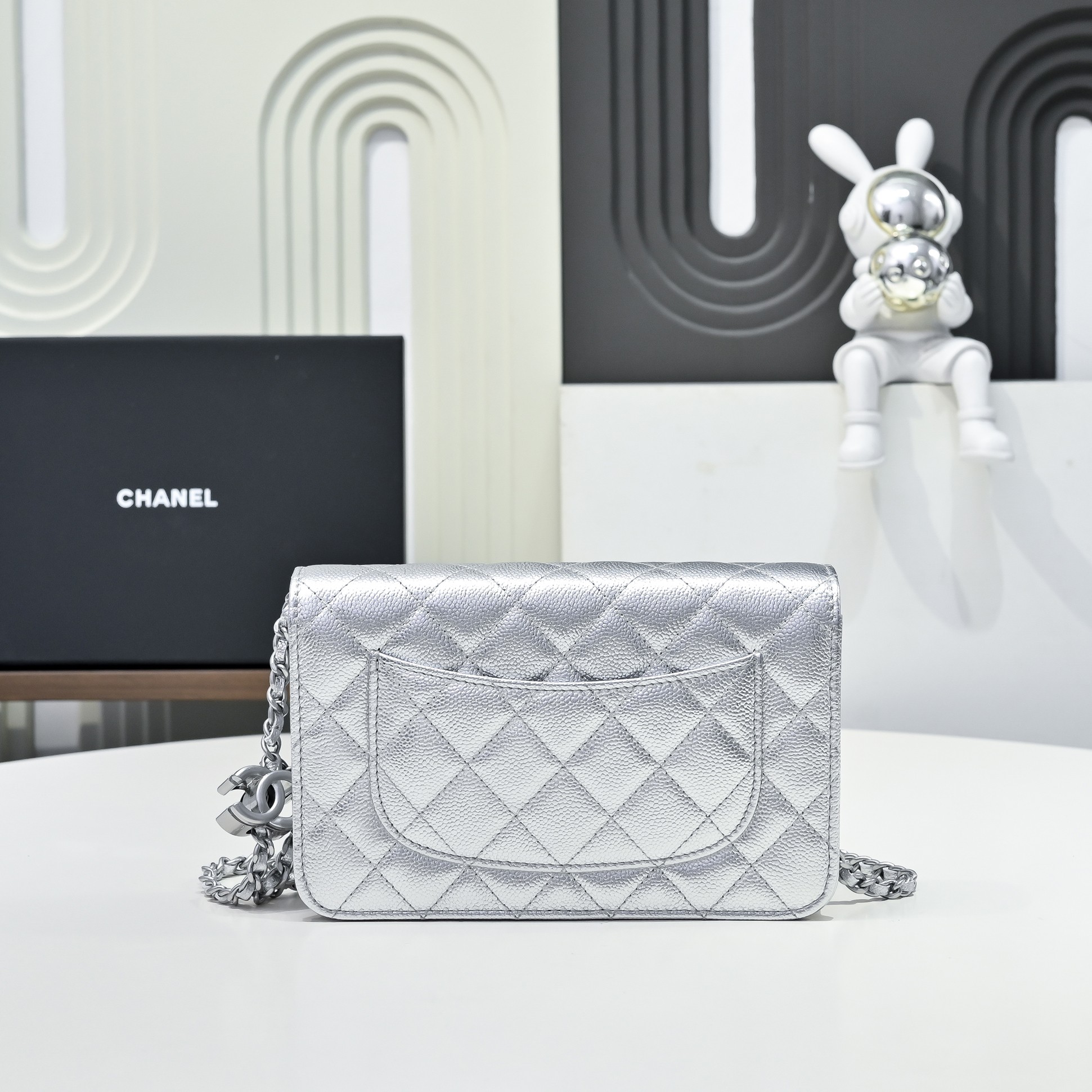 Chanel Style Leather Chain Bag style reference detail image 1 from source 776514