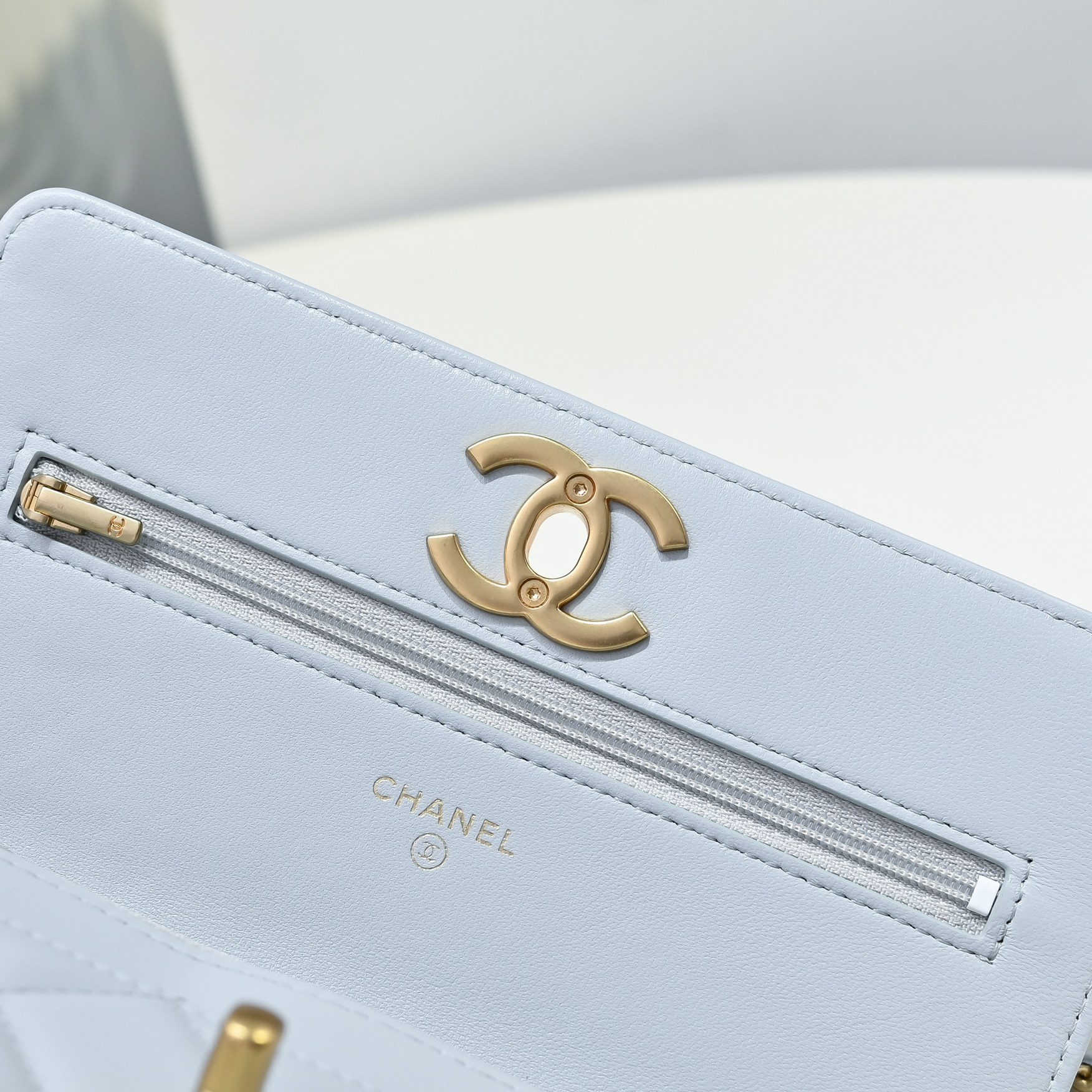 Chanel Style Leather Chain Bag style reference detail image 7 from source 776513