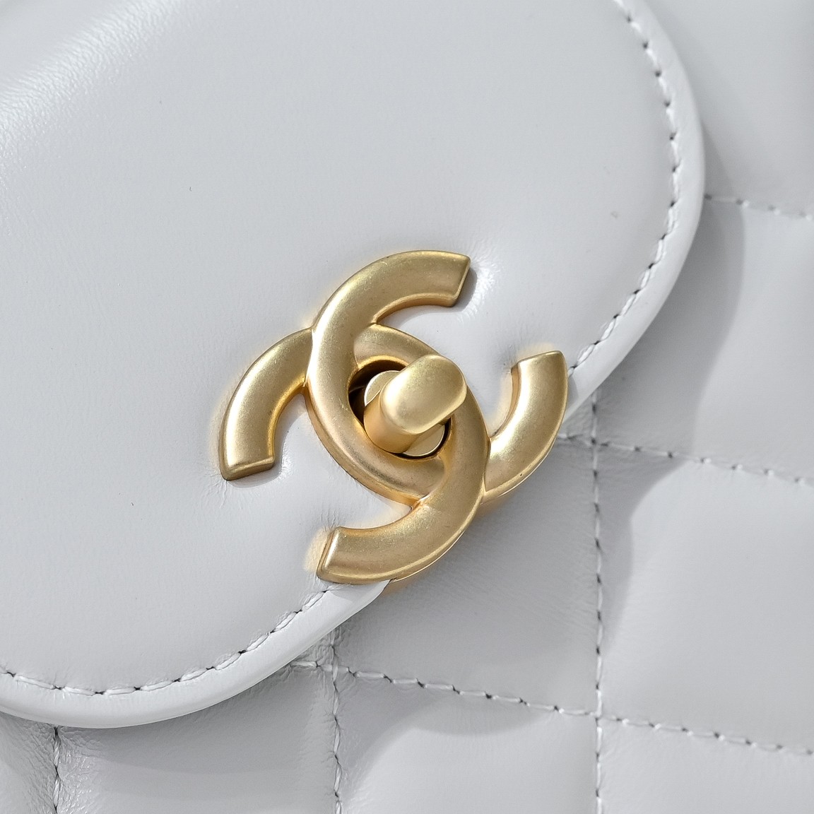 Chanel Style Grey Wallet Bags detail image 4 from source 776498