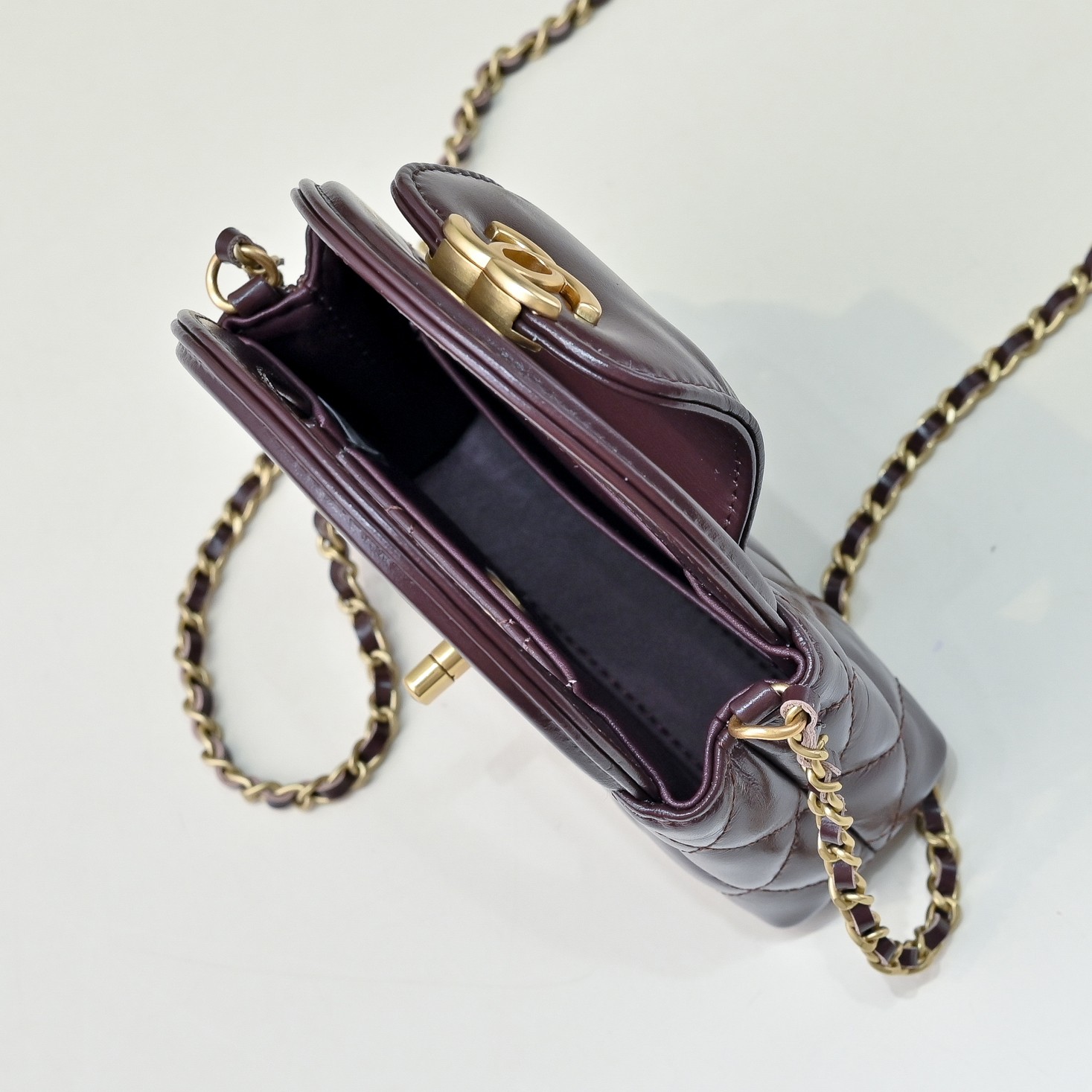 Chanel Style Red Wallet Bags detail image 7 from source 776492