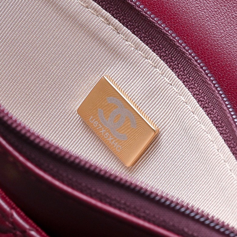Chanel Style Leather Chain Bag style reference detail image 8 from source 776512