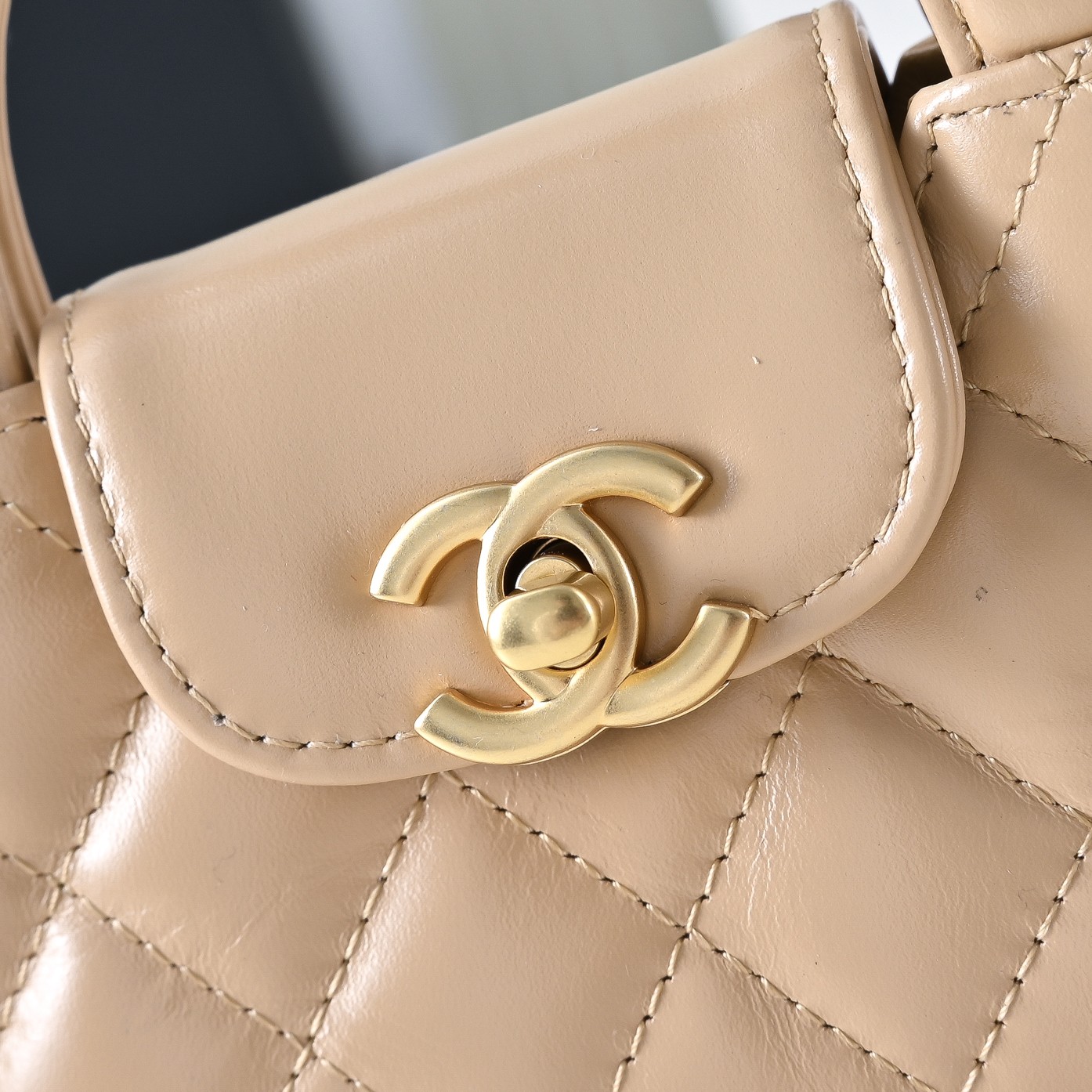 Chanel Style Beige Wallet Bags detail image 4 from source 776495