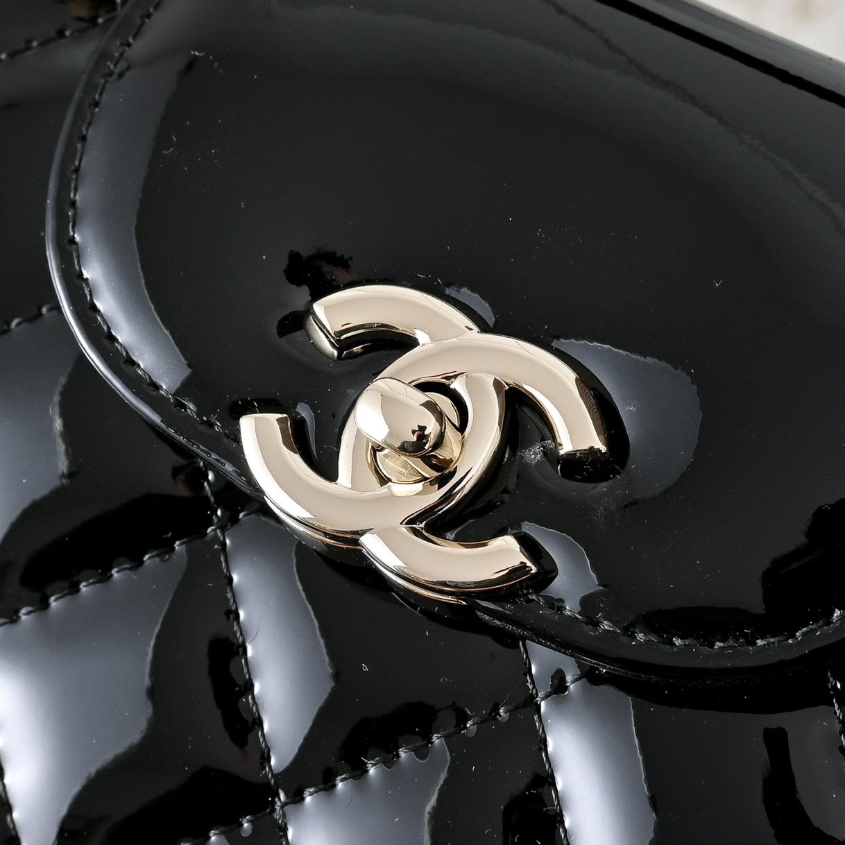 Chanel Style Black Leather Wallet Bags detail image 5 from source 776504