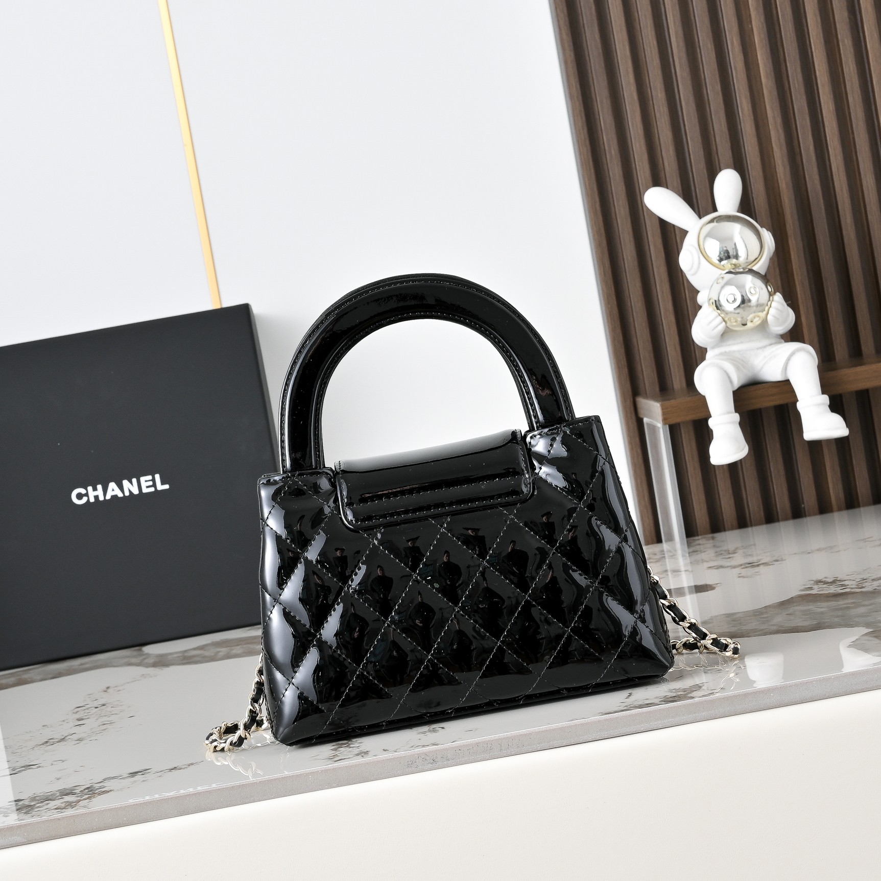 Chanel Style Black Leather Wallet Bags detail image 2 from source 776504