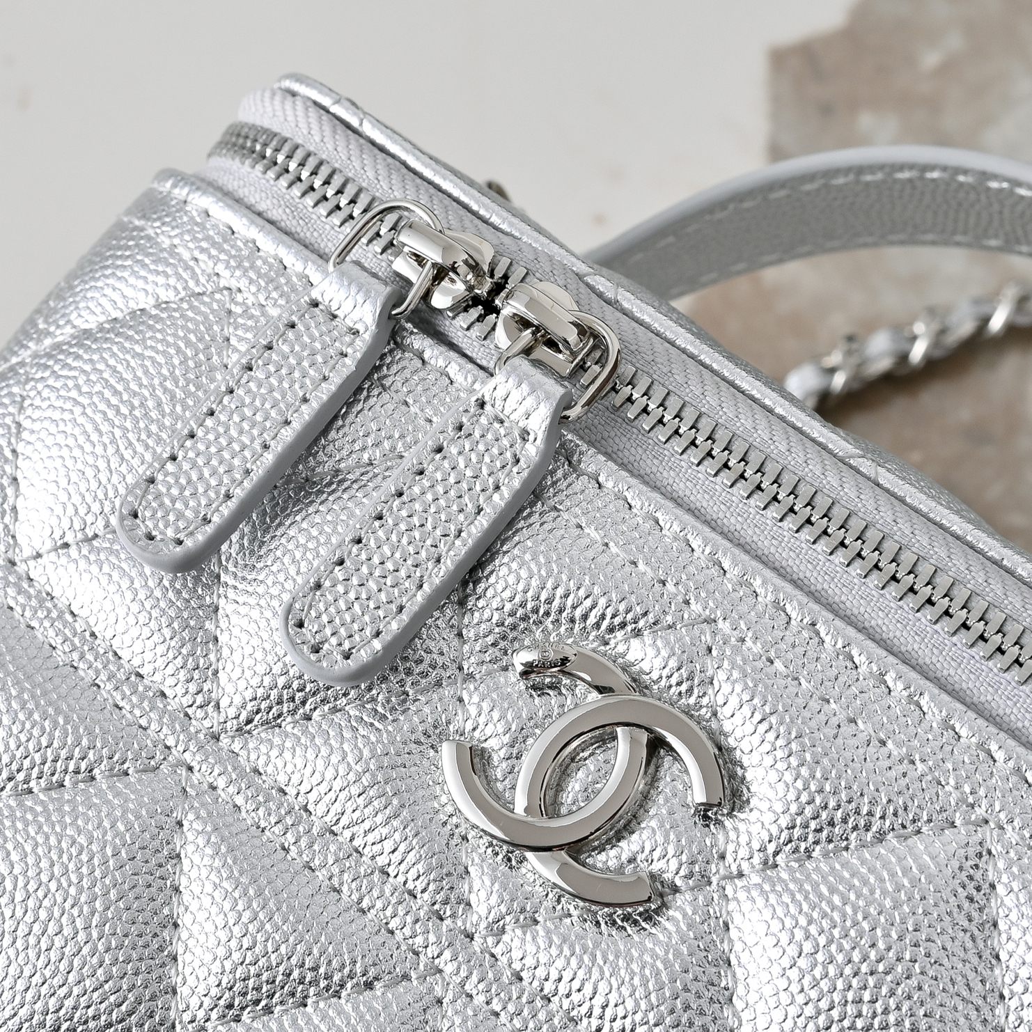 Chanel Style Leather Chain Bag style reference detail image 4 from source 776526