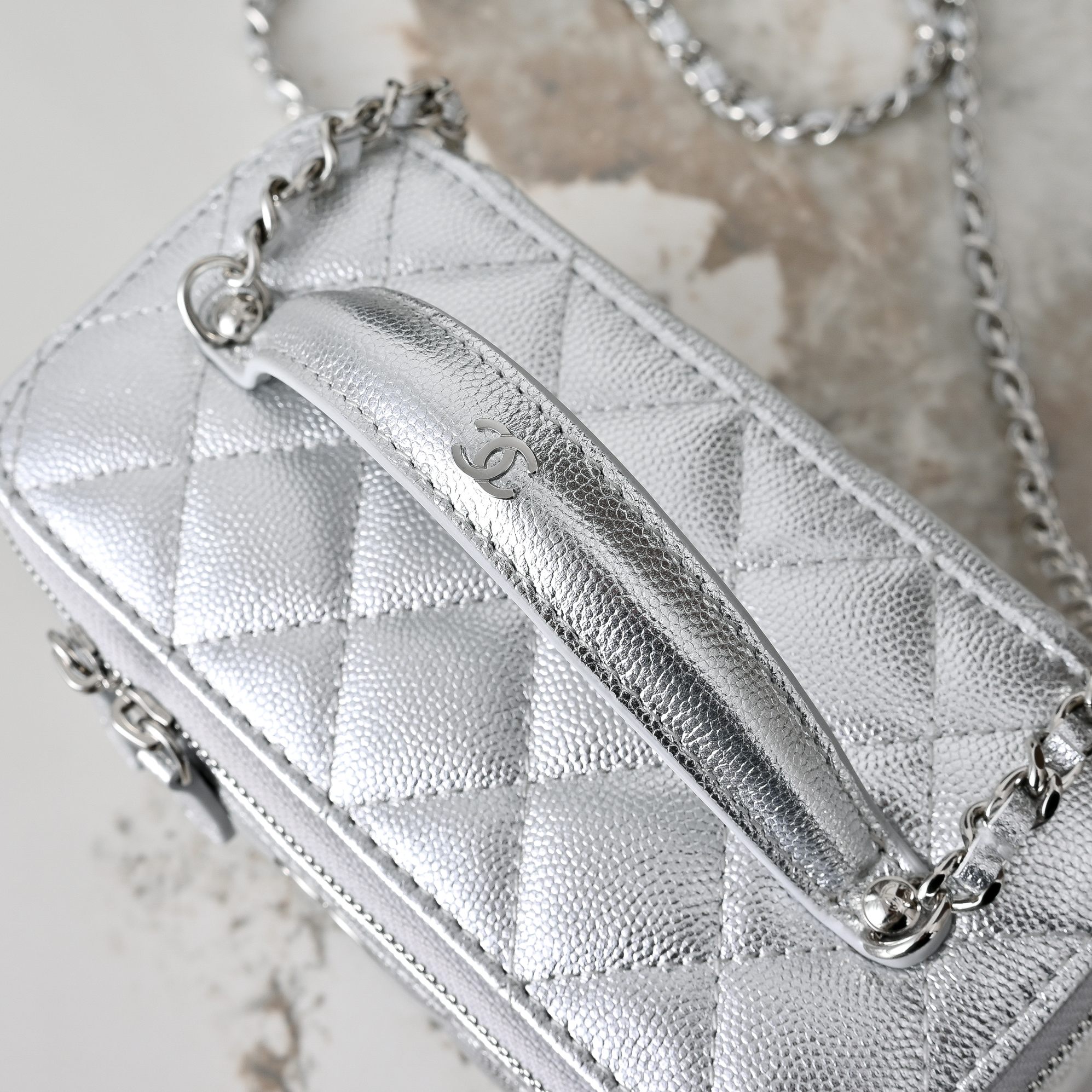 Chanel Style Leather Chain Bag style reference detail image 5 from source 776526