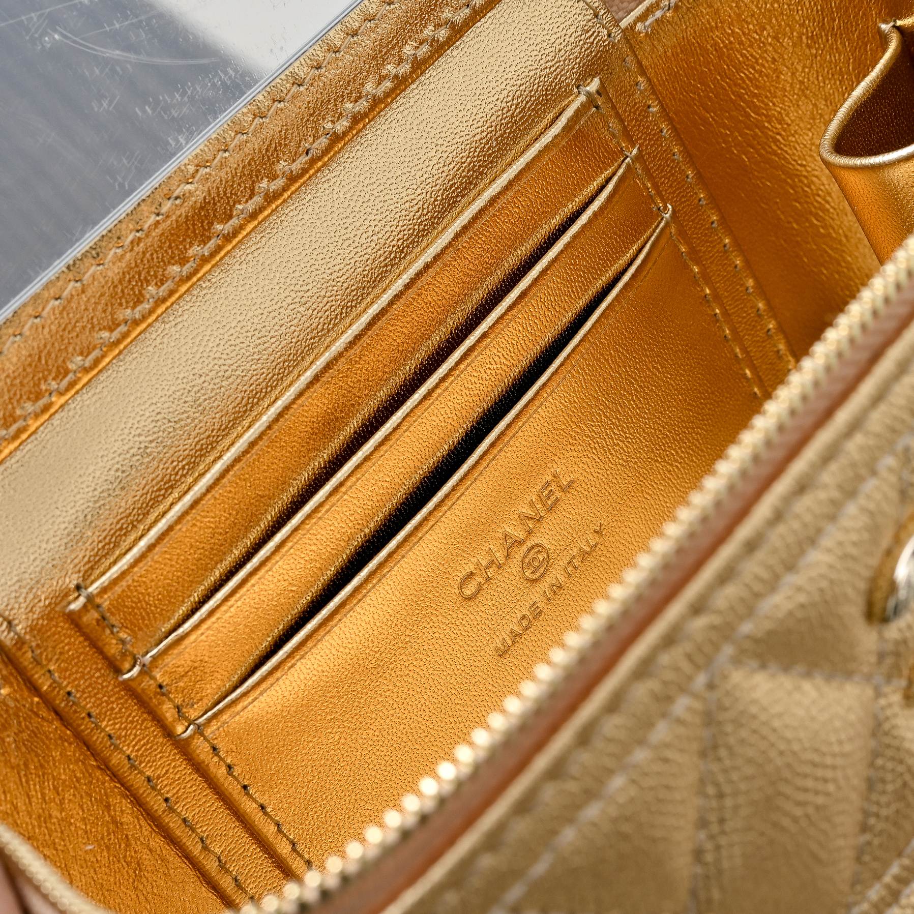 Chanel Style Leather Chain Bag style reference detail image 8 from source 776527