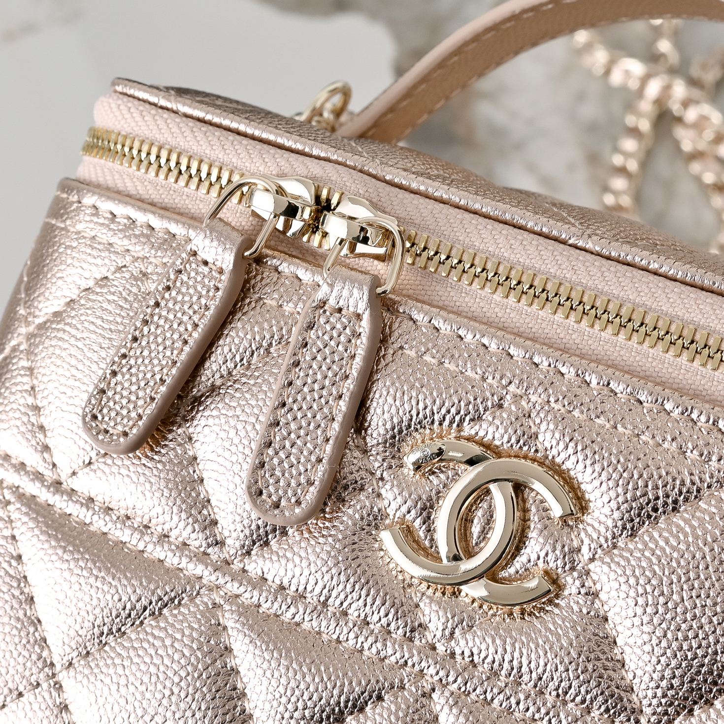 Chanel Style Leather Chain Bag style reference detail image 4 from source 776528