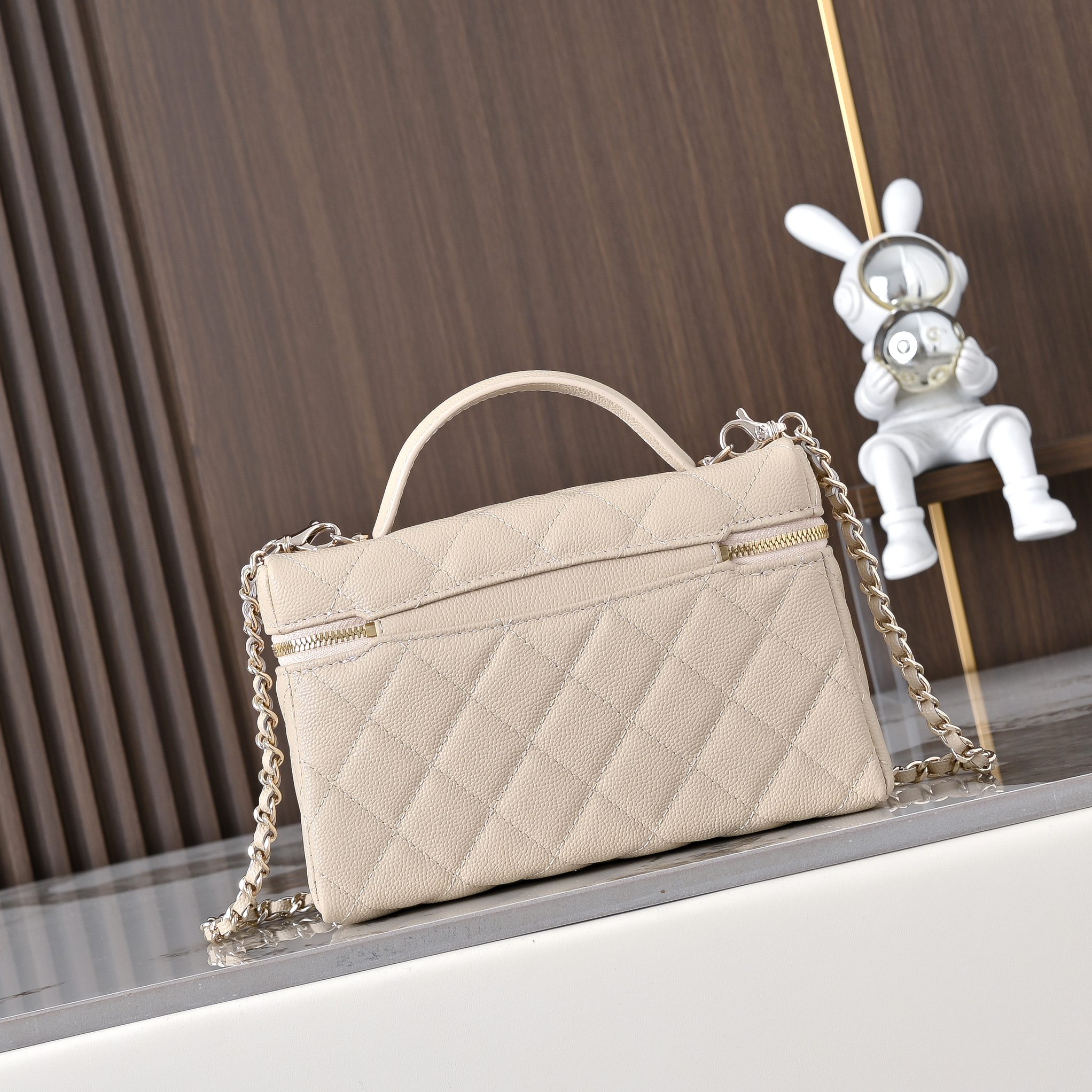 Chanel Style Leather Clutch Bags detail image 2 from source 776563