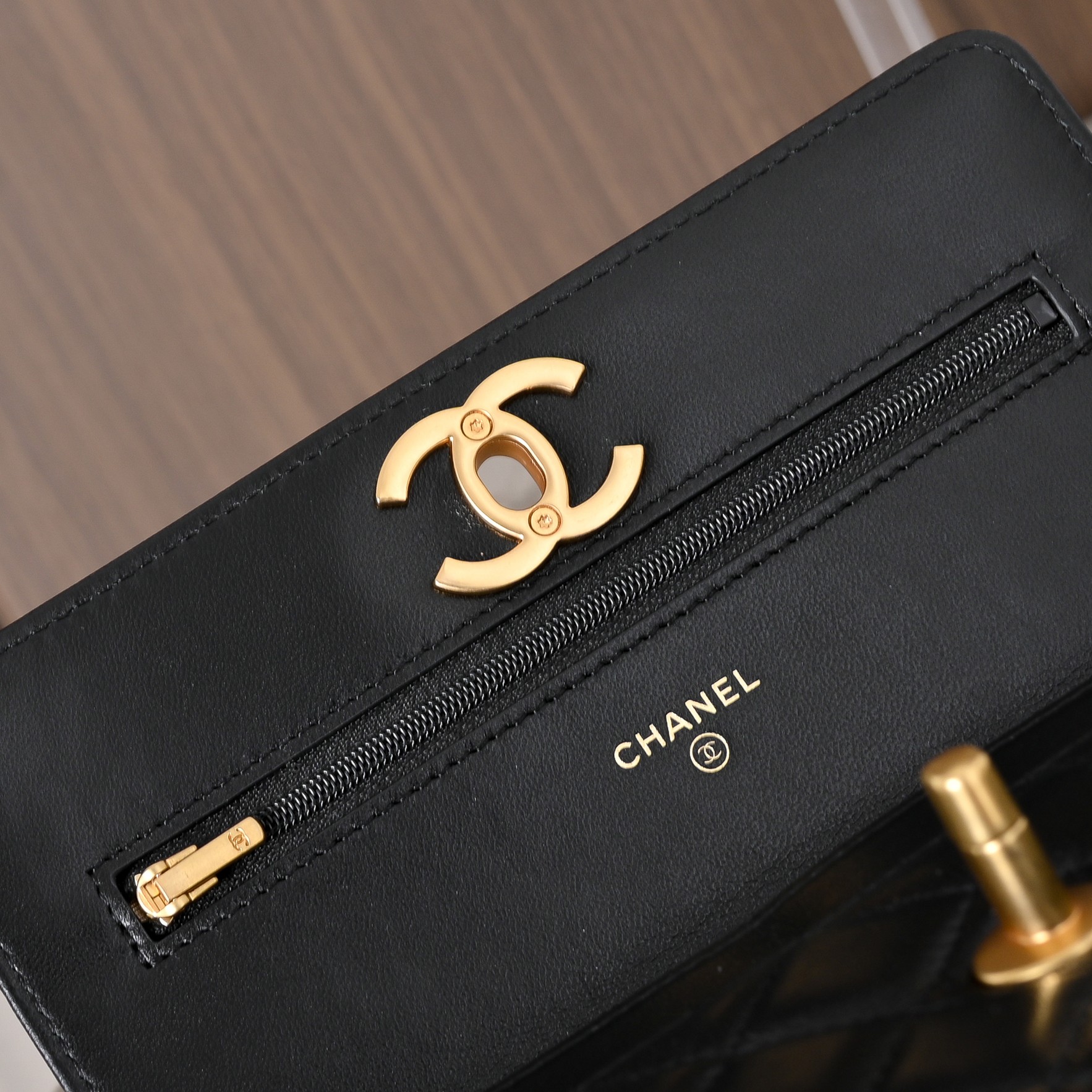 Chanel Style Leather Chain Bag style reference detail image 5 from source 776517