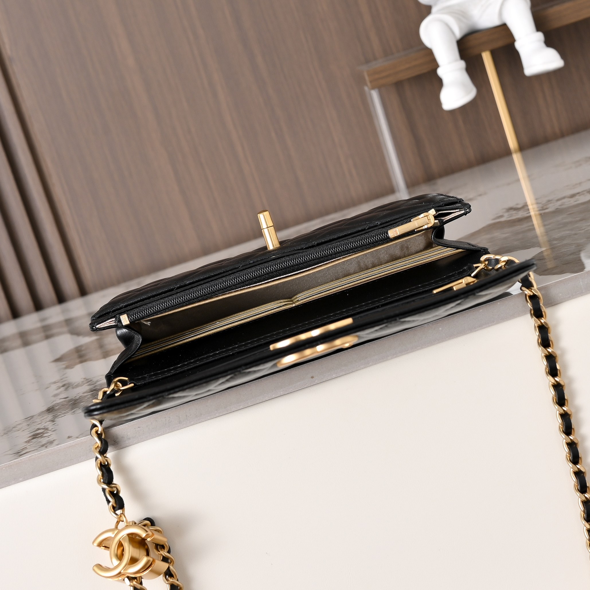 Chanel Style Leather Chain Bag style reference detail image 7 from source 776517