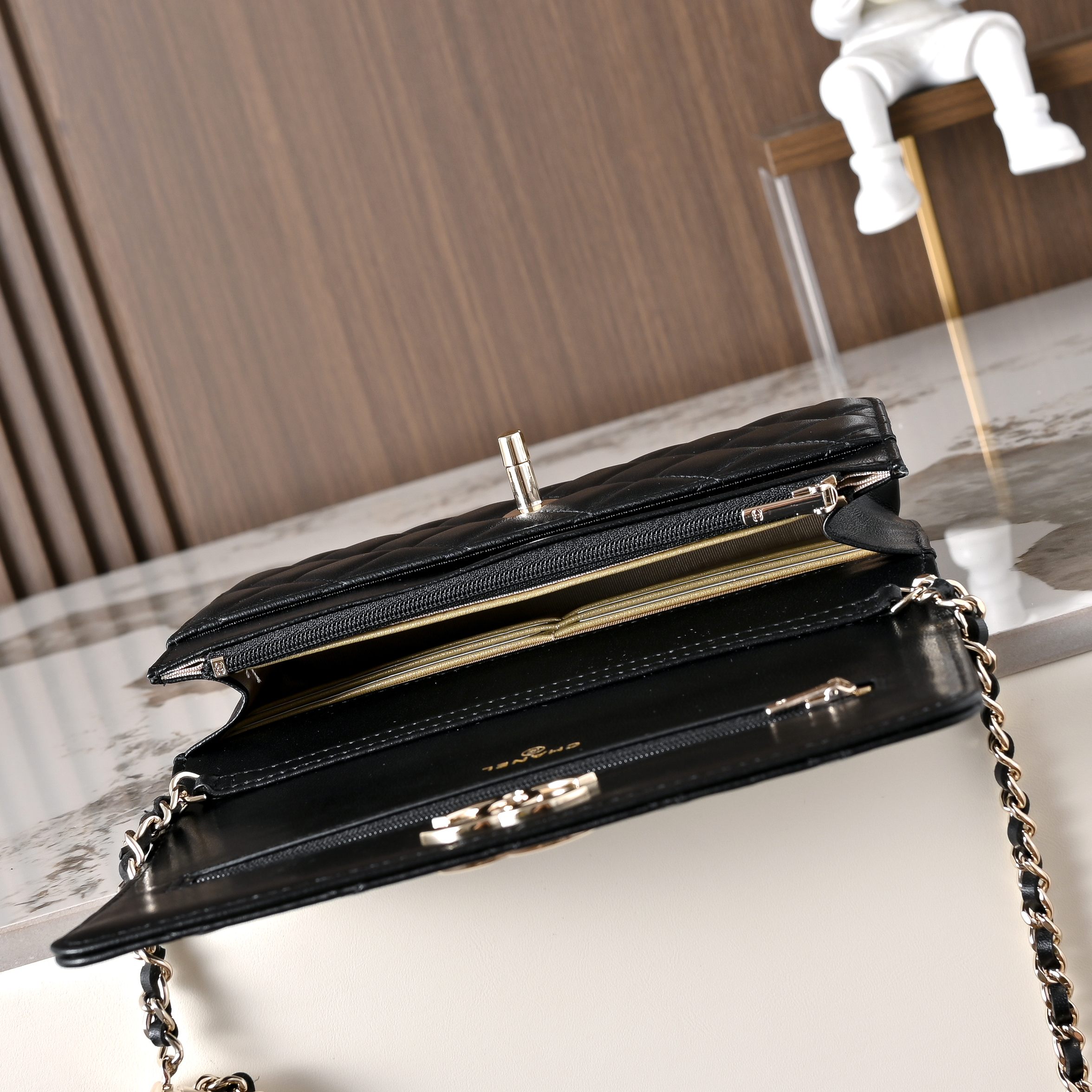 Chanel Style Leather Chain Bag style reference detail image 7 from source 776518