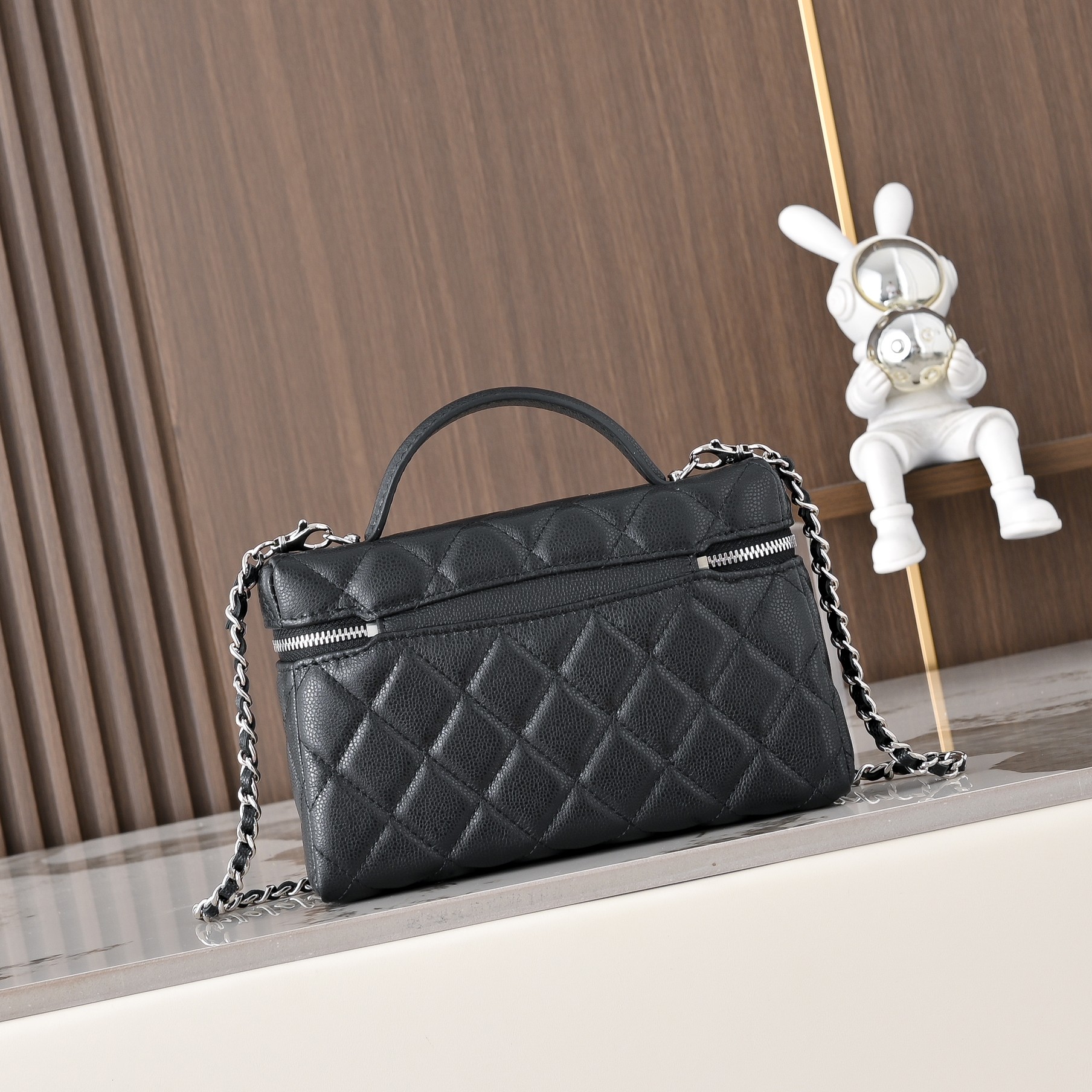 Chanel Style Black Leather Clutch Bags detail image 1 from source 776561