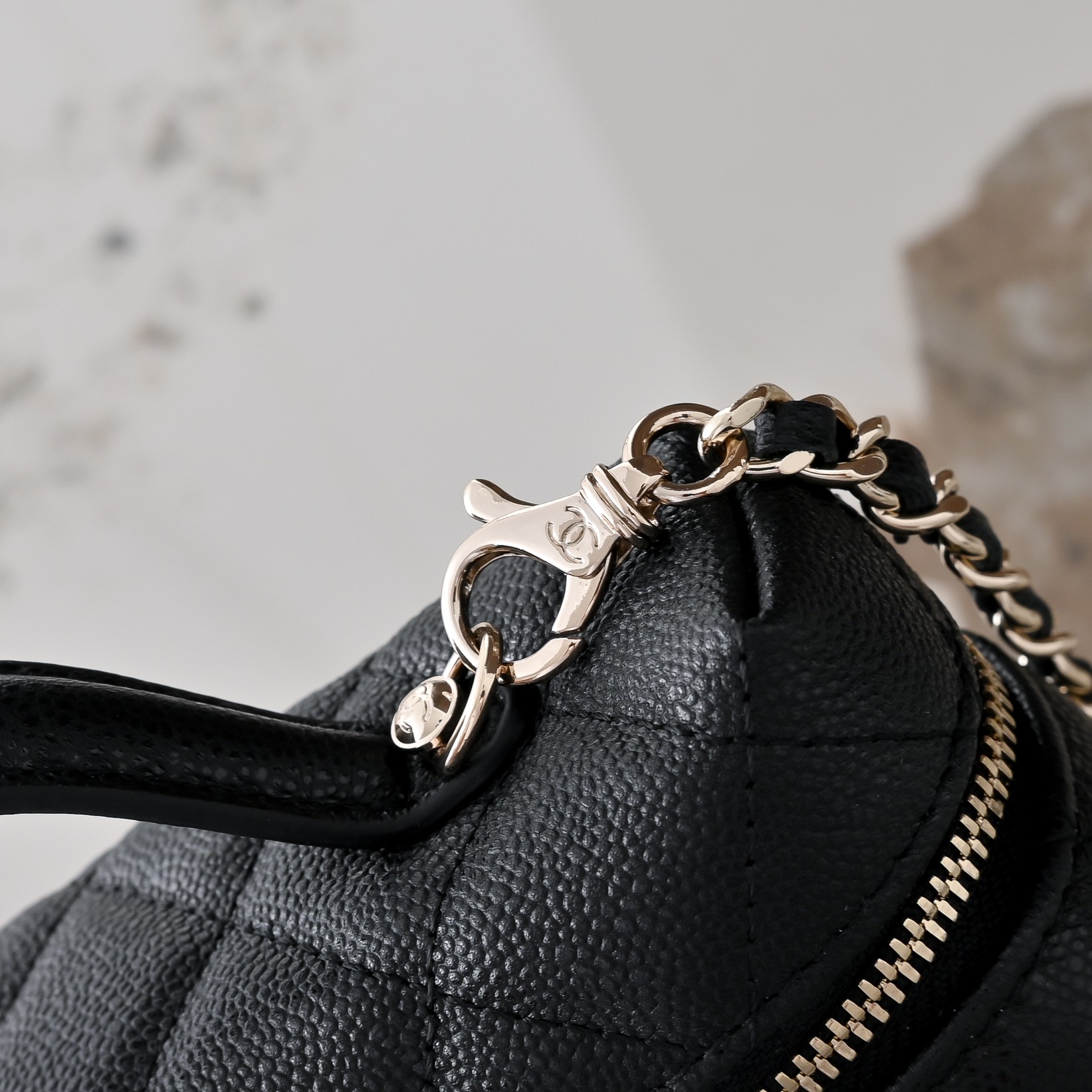 Chanel Style Black Leather Clutch Bags detail image 4 from source 776562