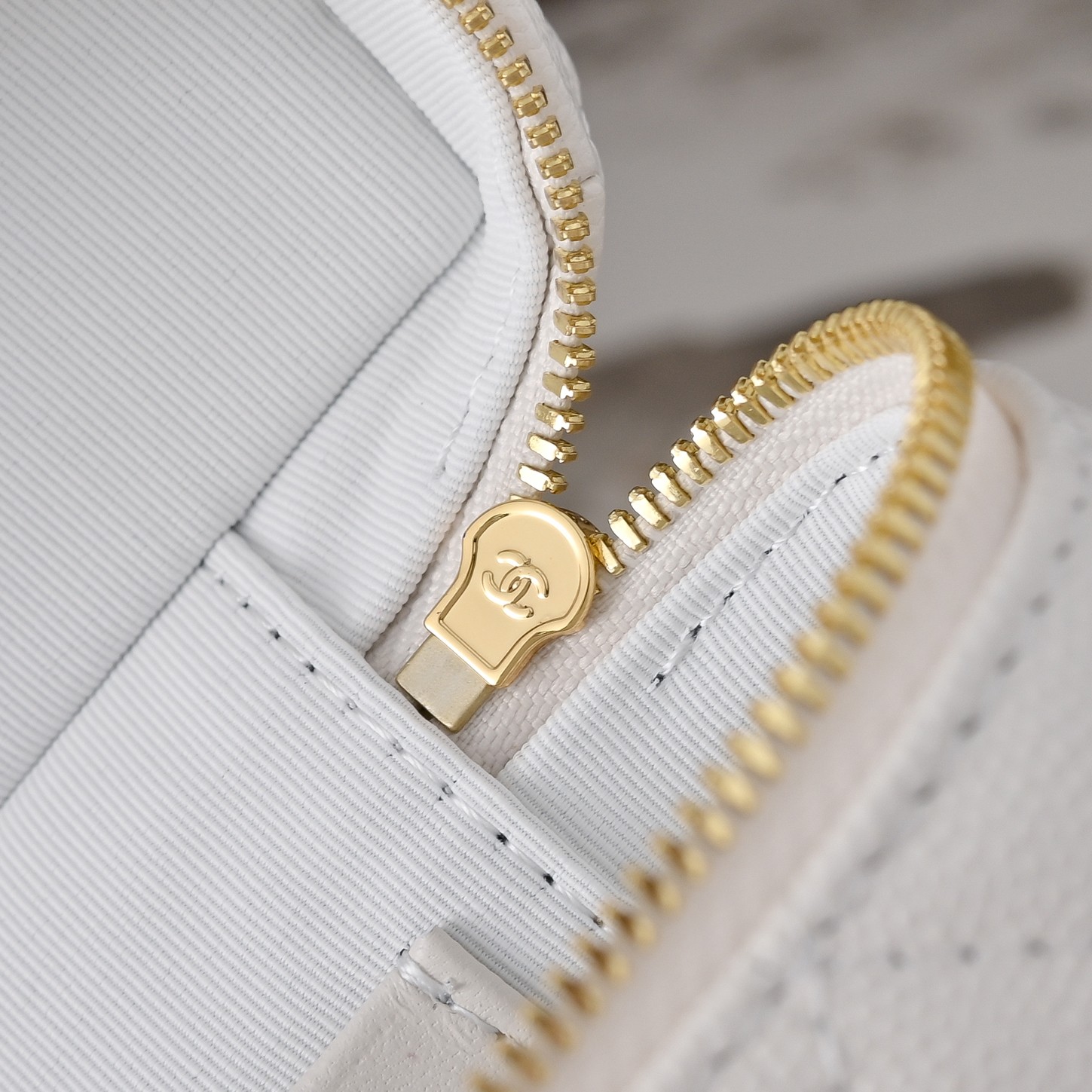 Chanel Style Leather Crossbody Bag style reference detail image 7 from source 776566