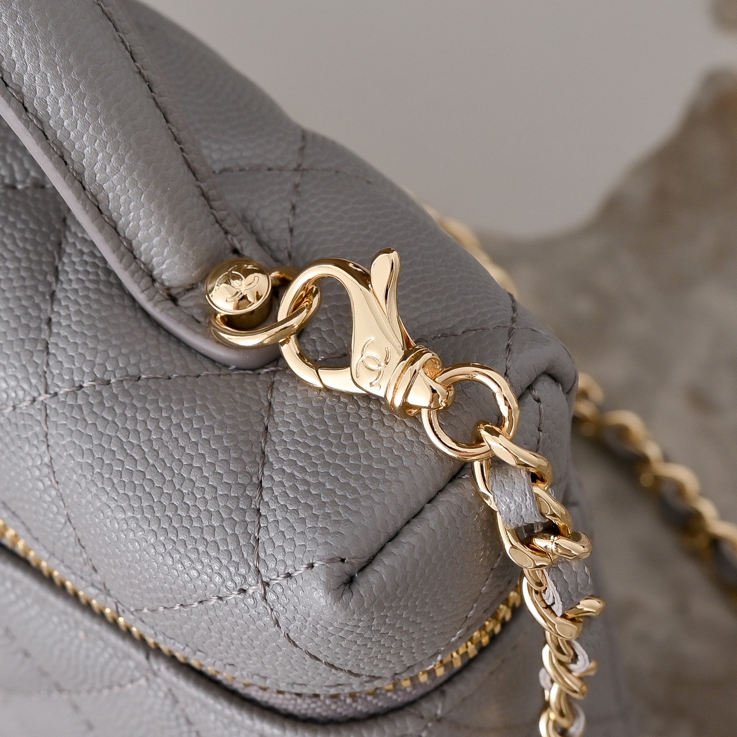 Chanel Style Leather Crossbody Bag style reference detail image 5 from source 776567