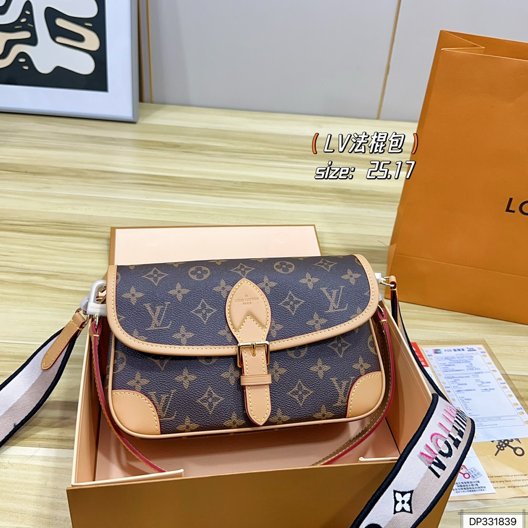 Louis Vuitton Belt 10502