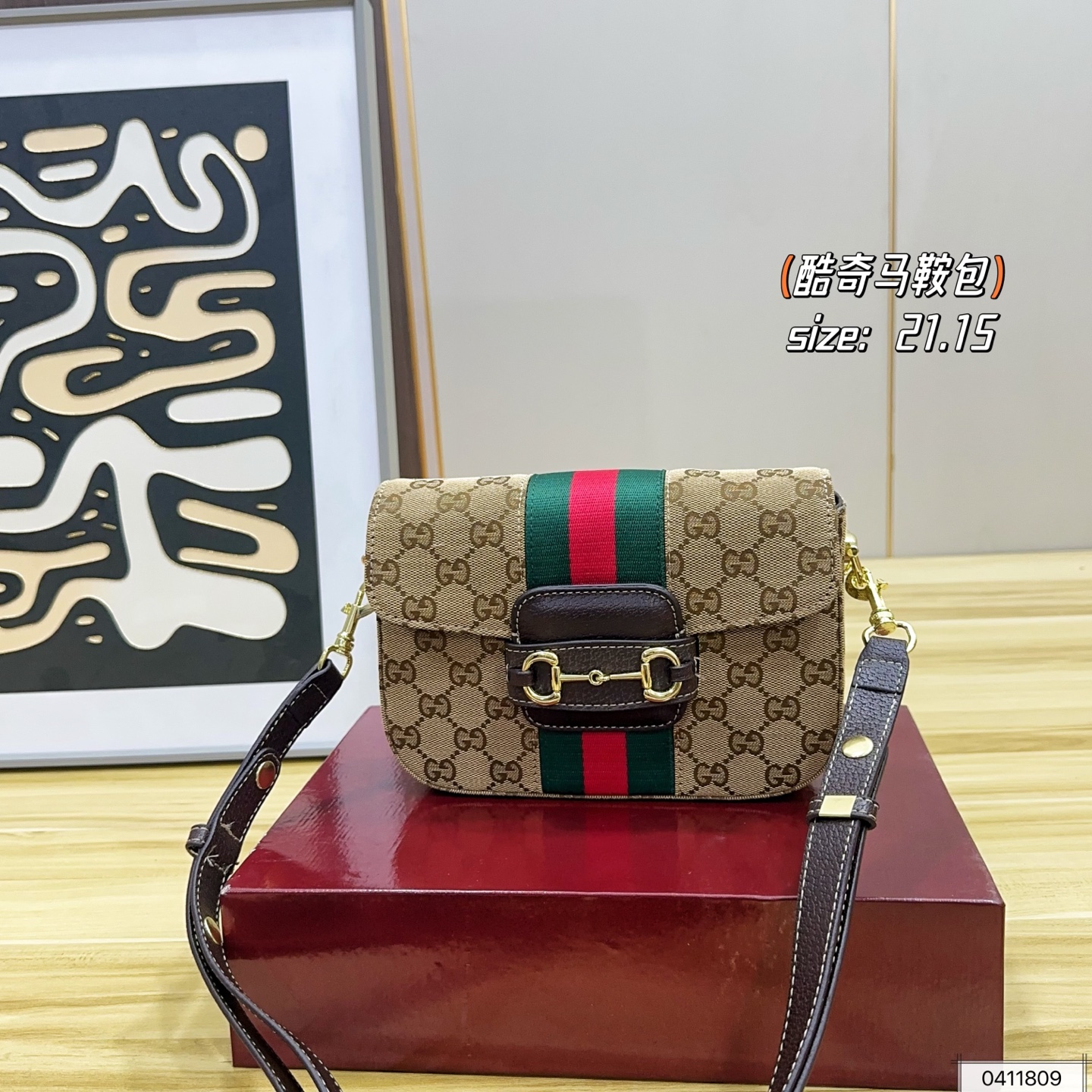 195 ️Size 21.15 | Cool Saddle Bag | Gucci’s Most Classic Bag Has A New Soul Injected Into It | Super Versatile, The More You Look At It, The Better It Looks | Full Of High-end Feel, Love It, Love It