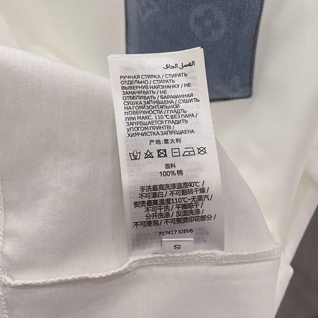 新品24SS春夏新款平纹针织棉布基础圆领短Tee男女同款老花牛仔口袋拼接宽松休闲短袖T恤衫！贸易公司渠道