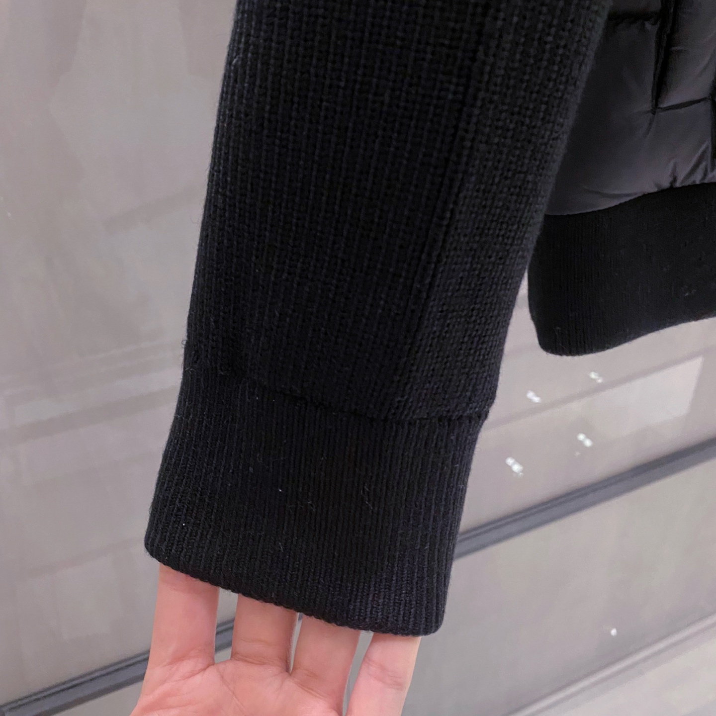 黑色特写篇展示……