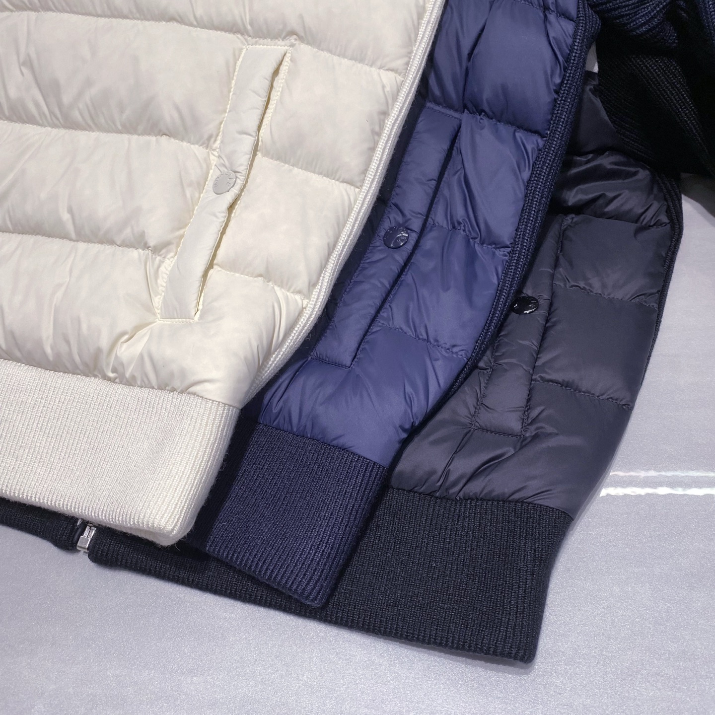 新品)Moncl*r 25ss秋冬针织袖保暖羽绒立领飞行夹克上衣，LL男款时尚休闲经典LOGO飞行夹克羽