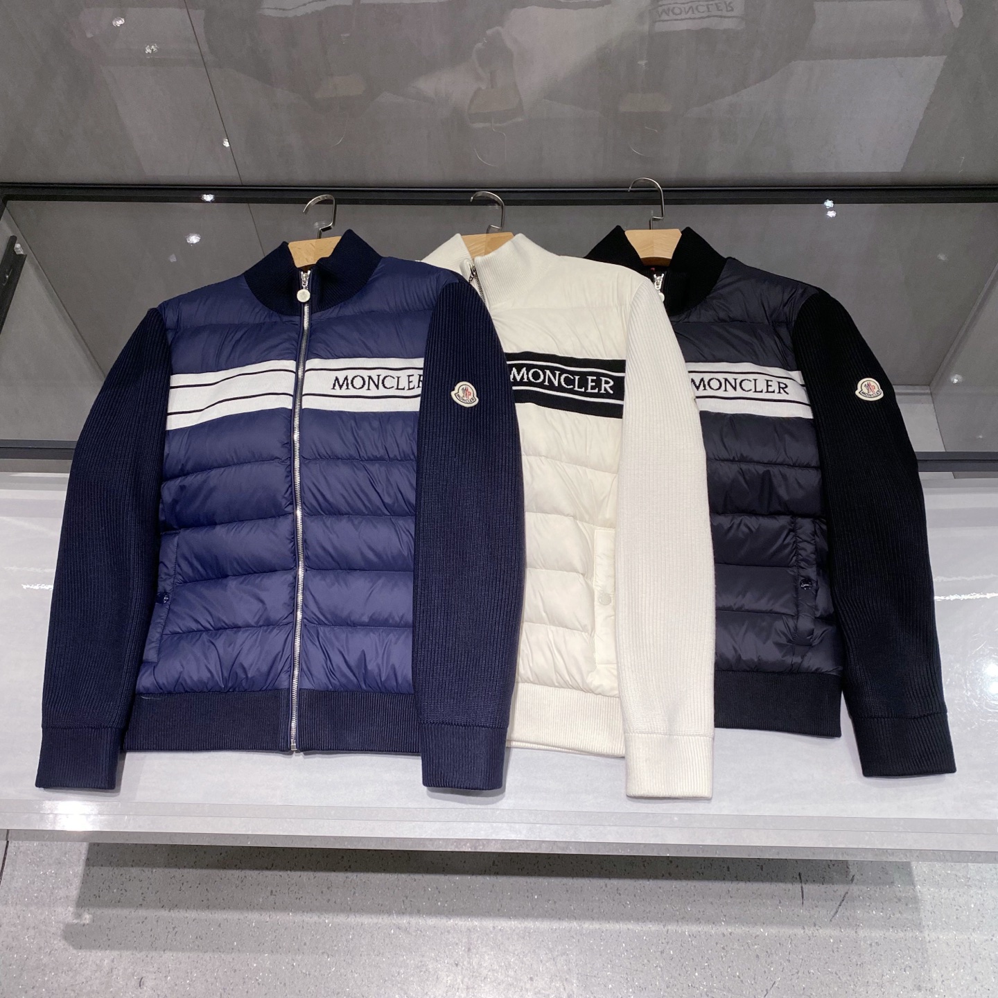 新品)Moncl*r 25ss秋冬针织袖保暖羽绒立领飞行夹克上衣，LL男款时尚休闲经典LOGO飞行夹克羽