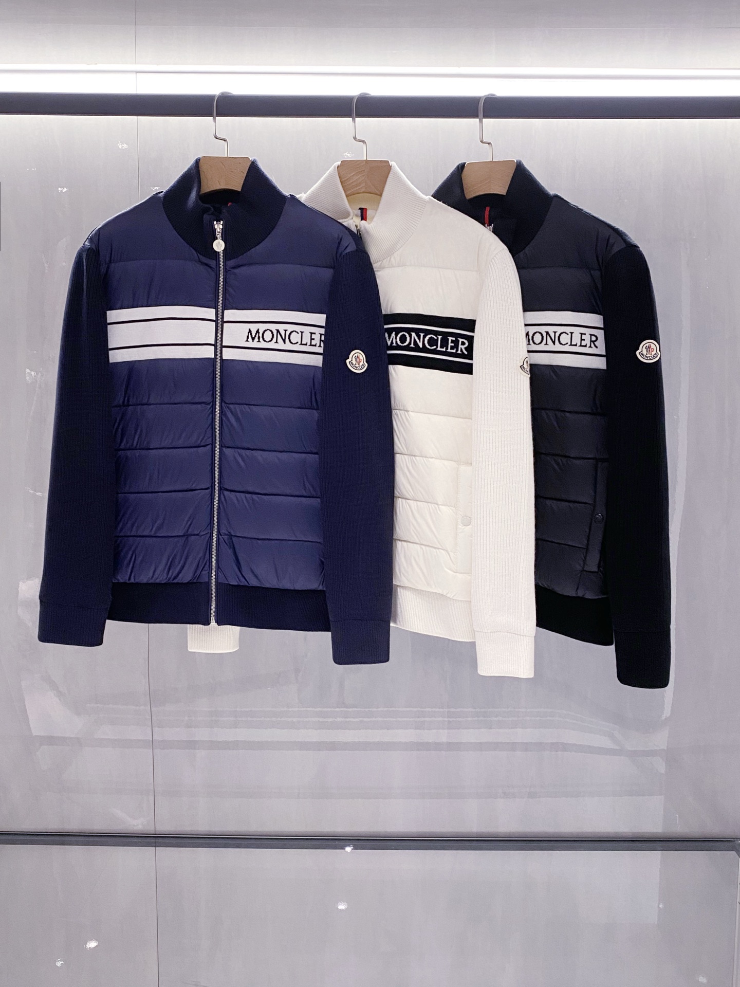 新品)Moncl*r 25ss秋冬针织袖保暖羽绒立领飞行夹克上衣，LL男款时尚休闲经典LOGO飞行夹克羽