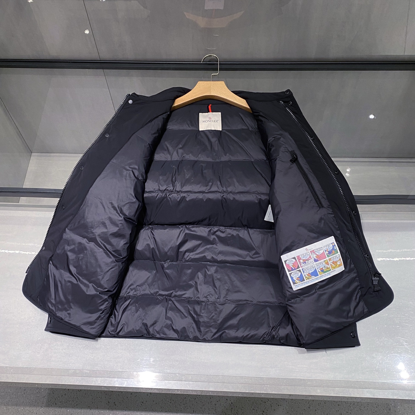 (新品)特级羽绒⬆️Moncler 轻商务Giubbotto 男士羽绒衬衫式夹克外套.鹅绒填充.🎁出厂标