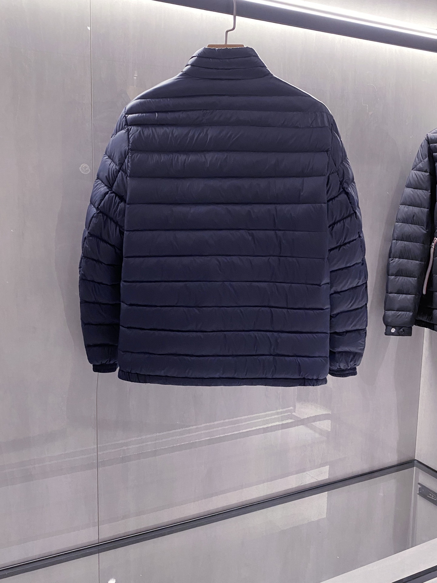 蓝色特写篇展示……