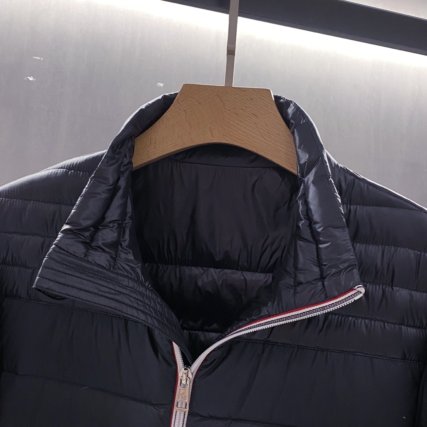 黑色特写篇展示……