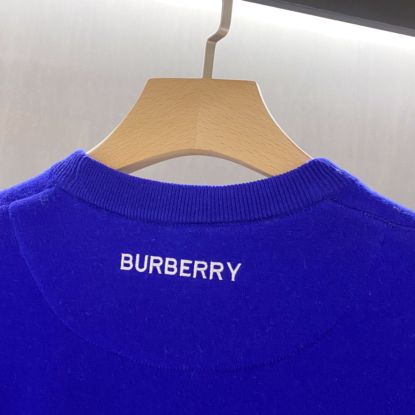 。克莱因蓝特写篇展示……