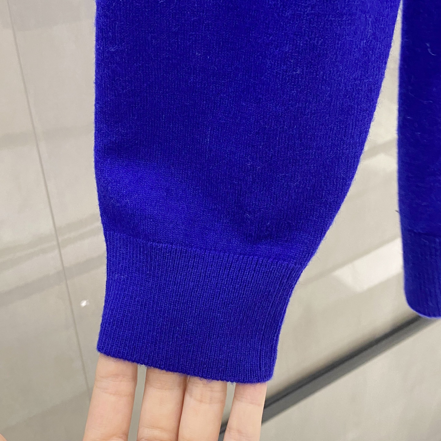 。克莱因蓝特写篇展示……