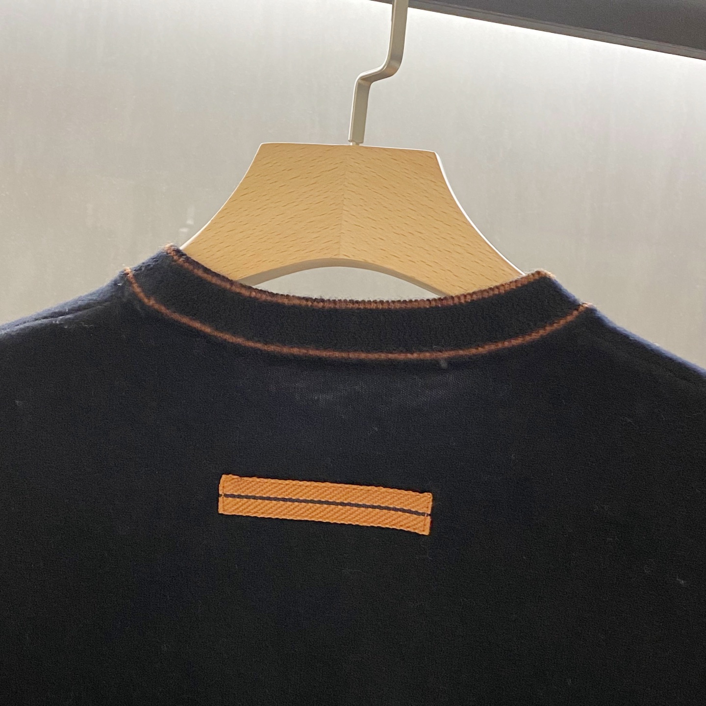 。黑色特写篇展示……