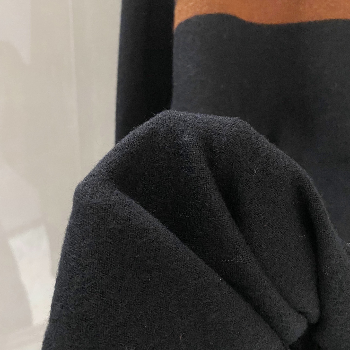 。黑色特写篇展示……