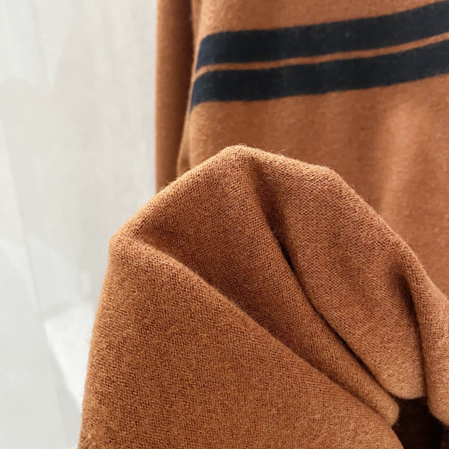 。驼色特写篇展示……