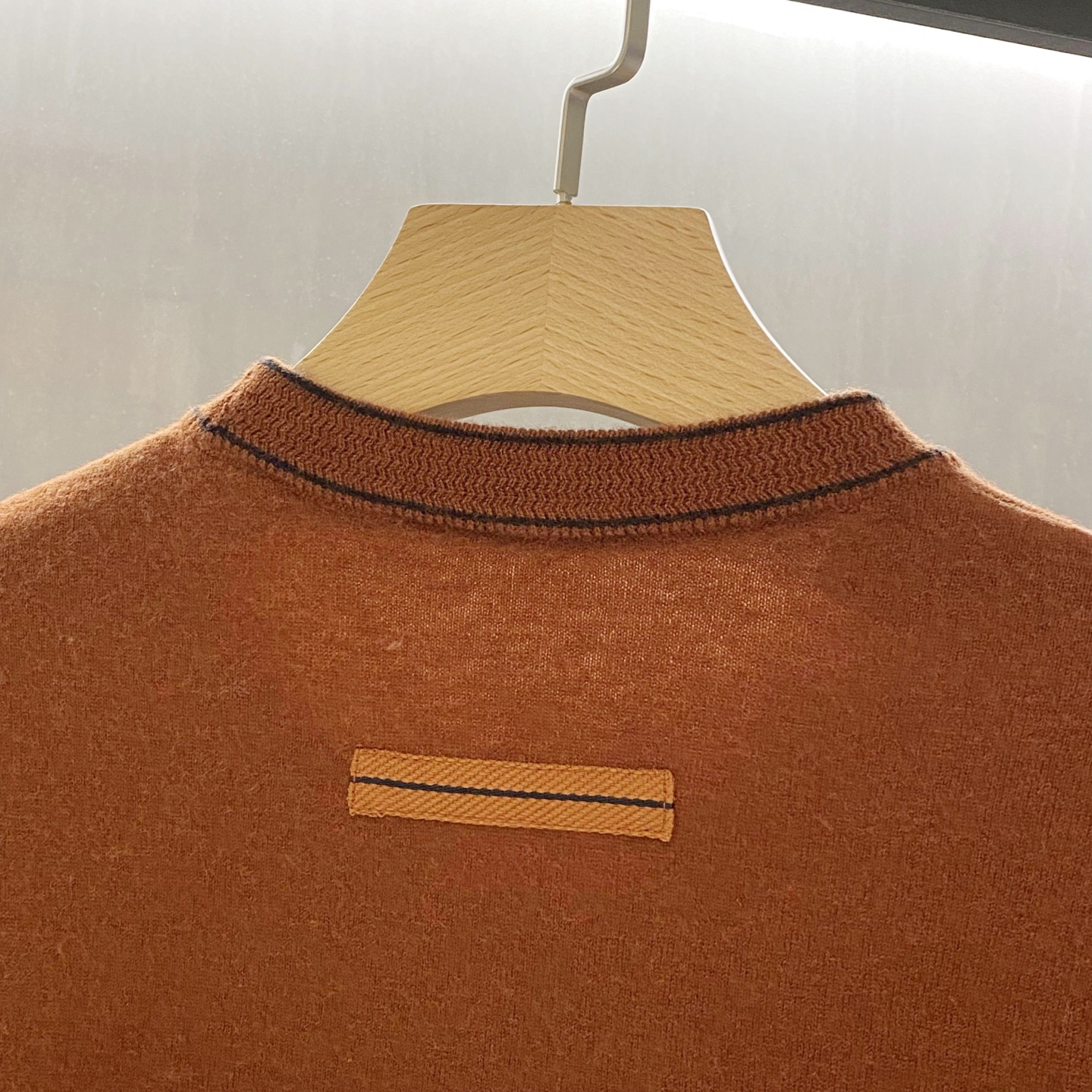 。驼色特写篇展示……