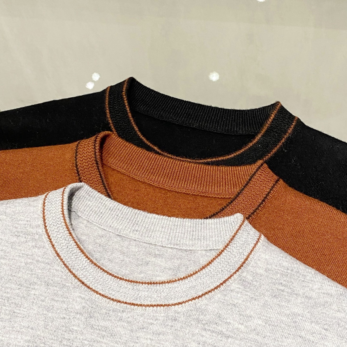 。(新品)贸易公司渠道货 欧柜T台走秀款， 秋冬新款 杰尼Zz家 字母logo刺绣羊绒羊毛棉混纺男士针织