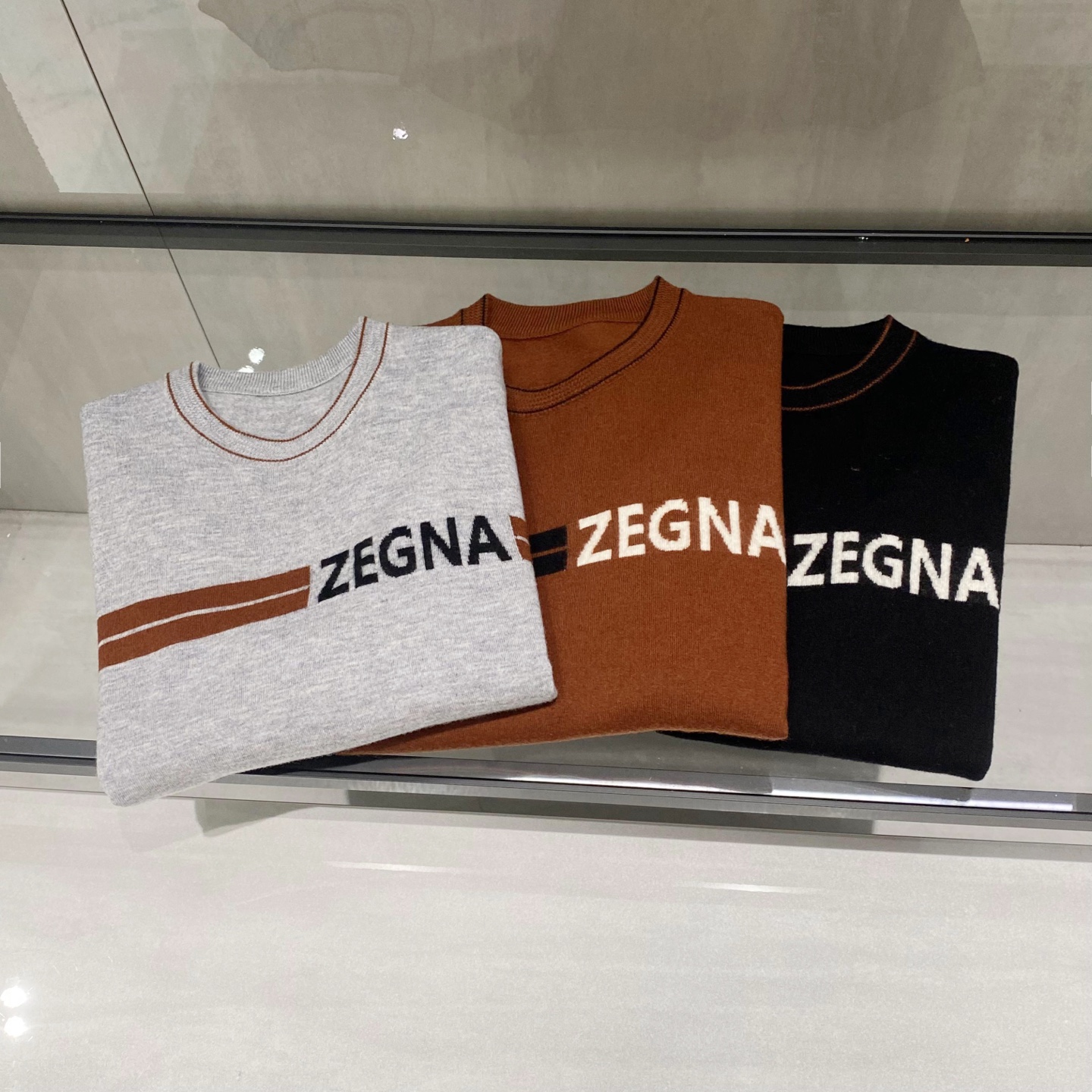 。(新品)贸易公司渠道货 欧柜T台走秀款， 秋冬新款 杰尼Zz家 字母logo刺绣羊绒羊毛棉混纺男士针织